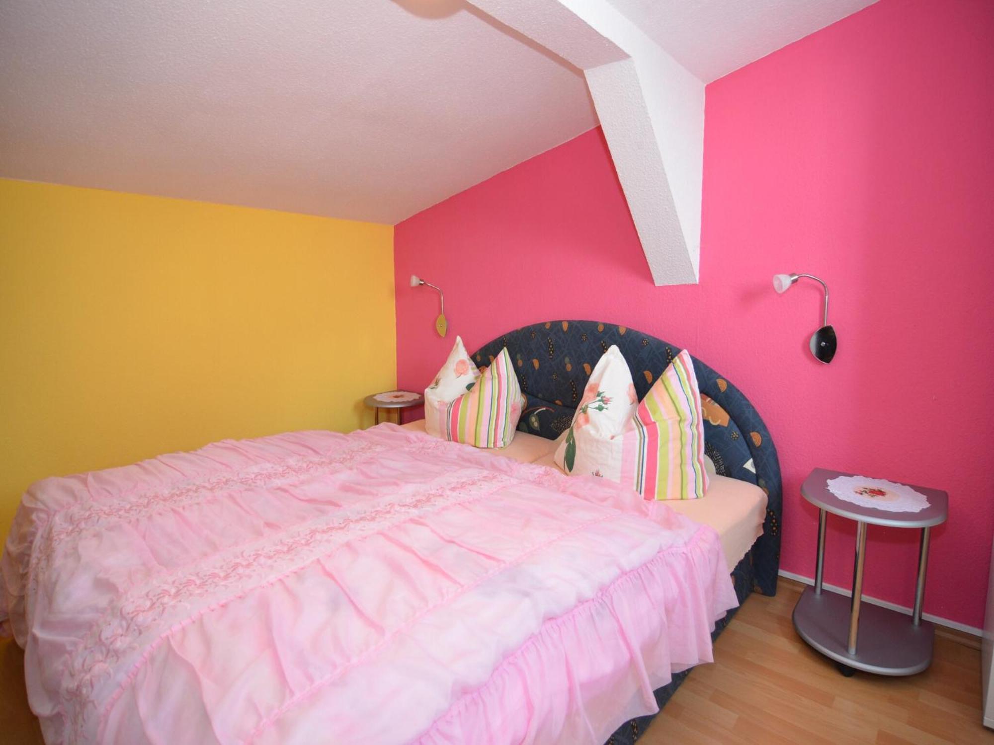 Holiday Home In Neustadt Am Rennsteig With Pond Экстерьер фото