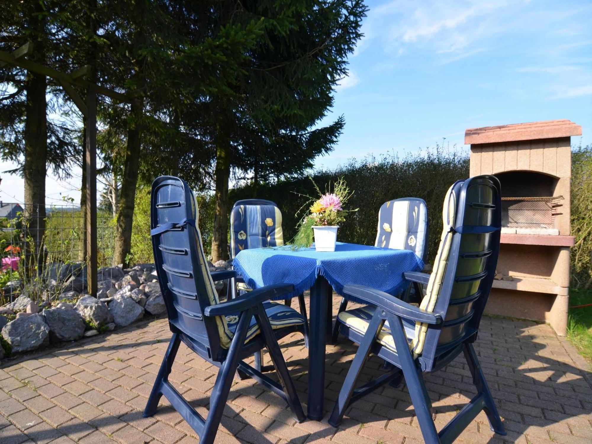Holiday Home In Neustadt Am Rennsteig With Pond Экстерьер фото