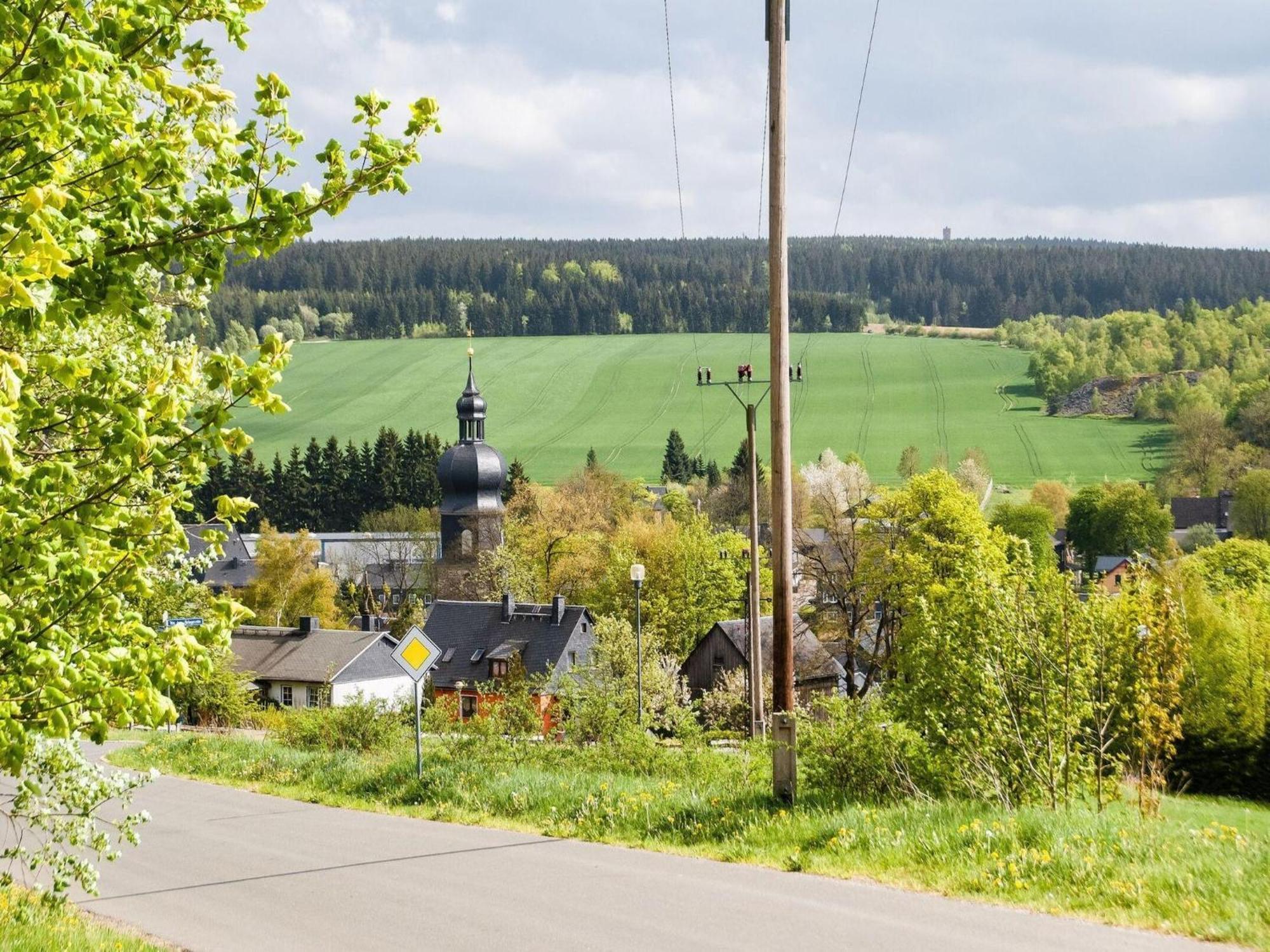 Holiday Home In Neustadt Am Rennsteig With Pond Экстерьер фото